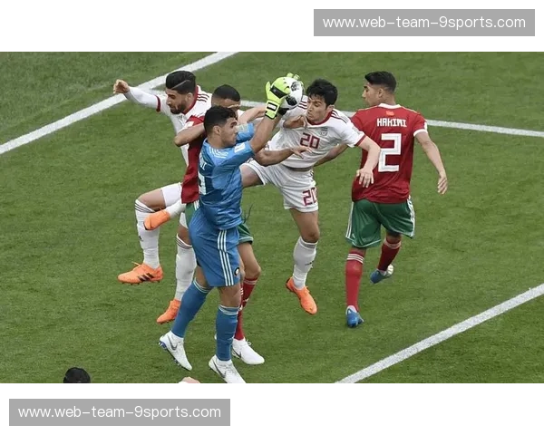 圣保罗的荣耀召唤，米内罗竞技的蓝色火焰——一场南美足球的宿命对决